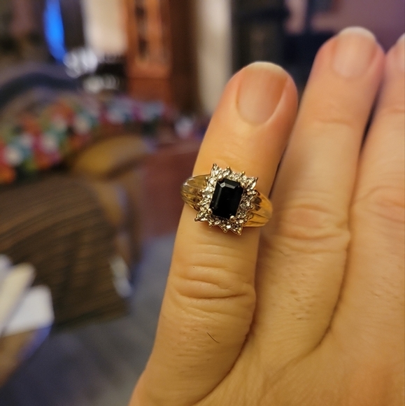 Lab created sapphire,  GOS ring. With zircons. Size 6 - Picture 6 of 6